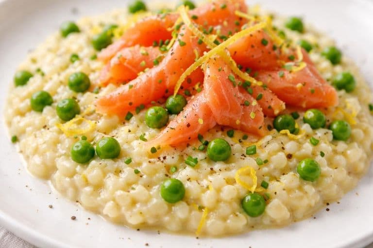 Smoked salmon, lemon zest and petit pois risotto