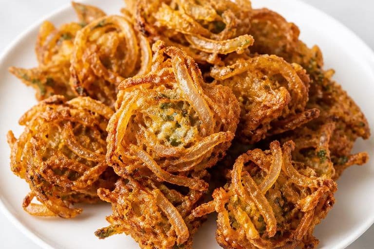 Crispy Onion Pakora (Onion Bhaji)