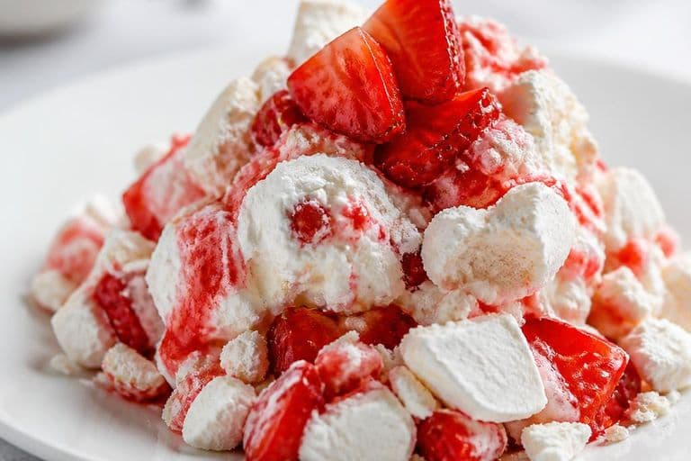 Classic Eton Mess (Strawberry & Meringue)