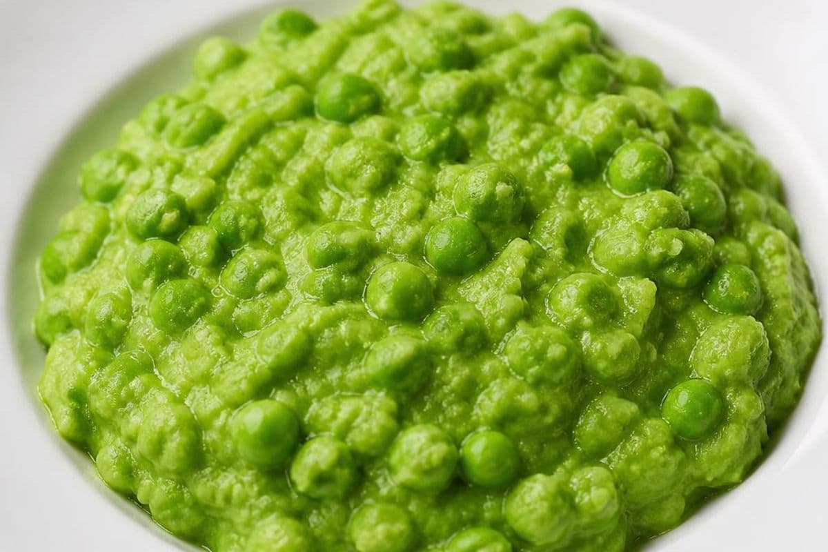 Classic British Mushy Peas (with quick frozen-pea shortcut), freshly prepared